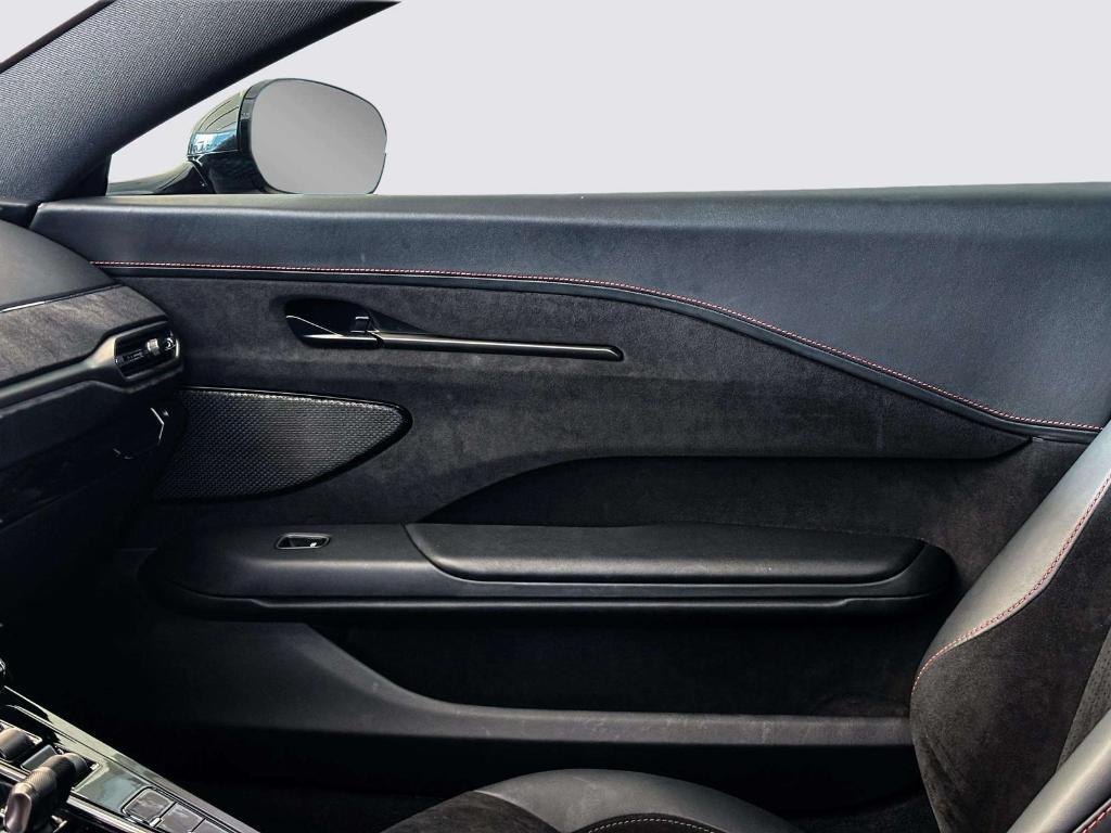 used 2025 Aston Martin Vantage car, priced at $198,888