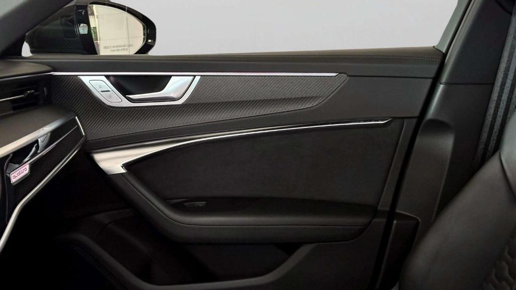 used 2023 Audi RS 6 Avant car, priced at $105,888