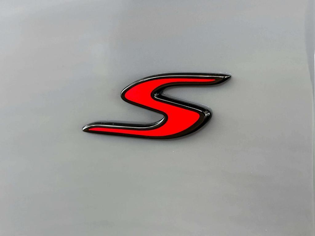 new 2026 Aston Martin Vantage car, priced at $251,200