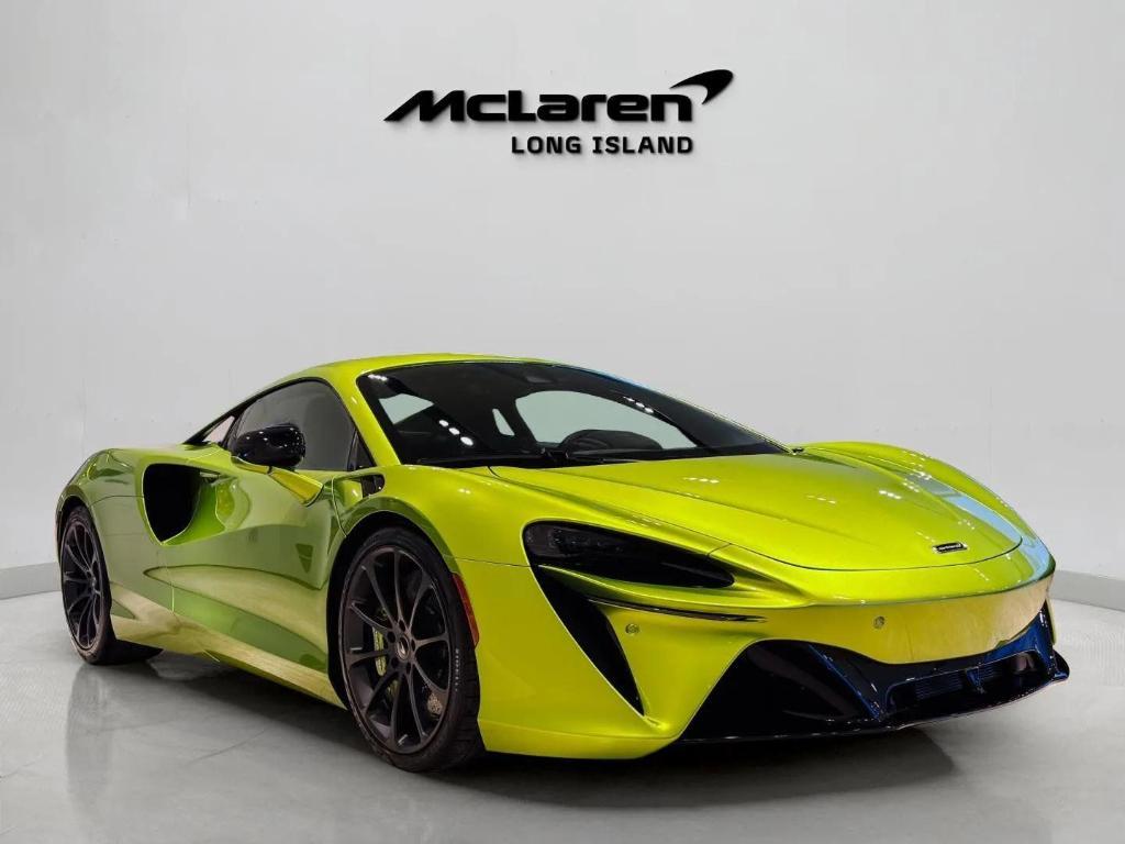 new 2026 McLaren Artura car, priced at $283,550