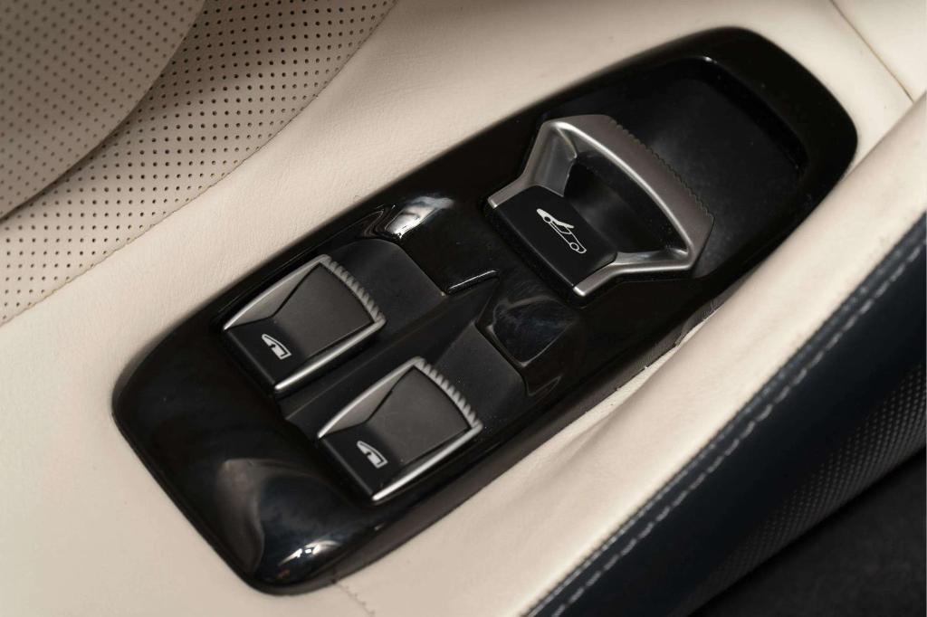 used 2023 McLaren GT car, priced at $169,888