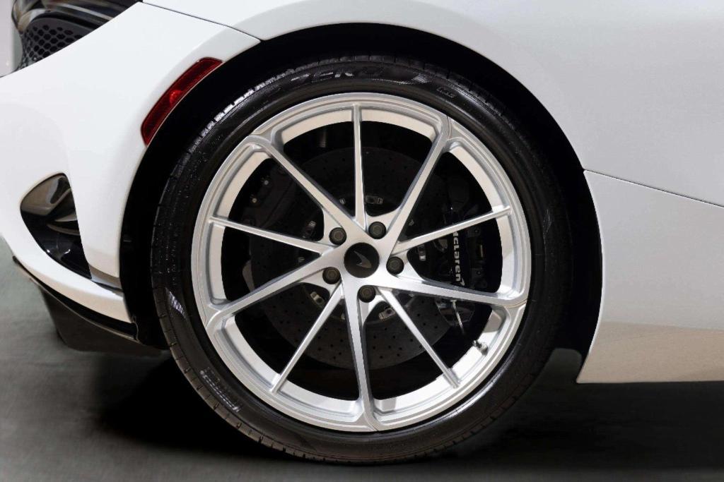 new 2026 McLaren 750S car, priced at $479,250