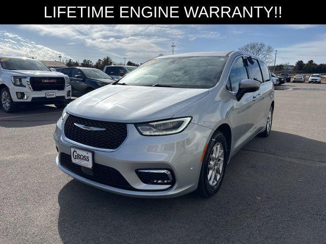 used 2023 Chrysler Pacifica car, priced at $23,470