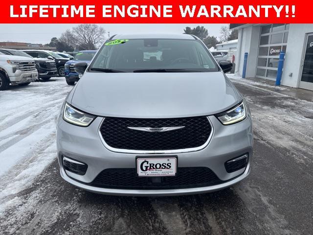 used 2024 Chrysler Pacifica car, priced at $28,470