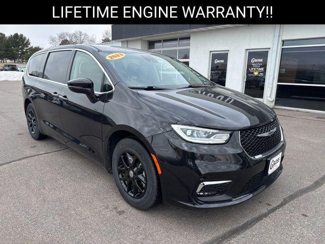 used 2023 Chrysler Pacifica car, priced at $23,470