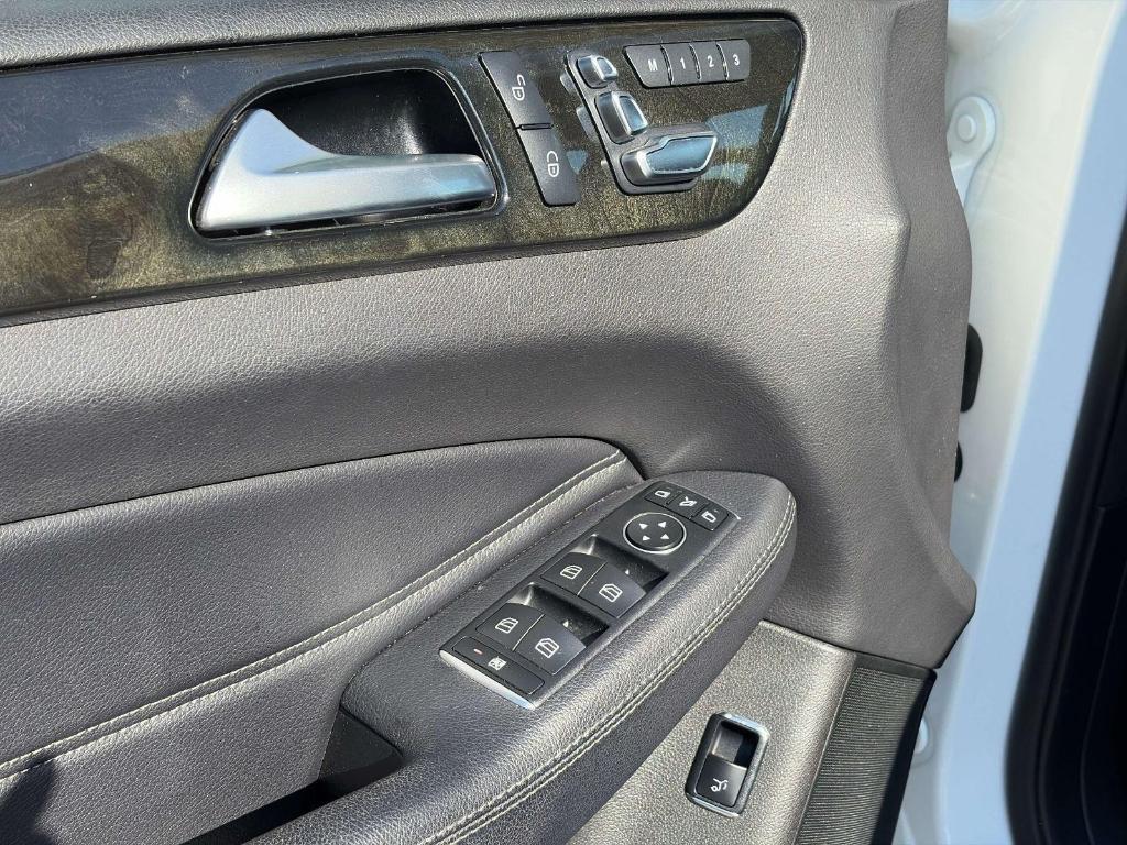 used 2018 Mercedes-Benz GLE 350 car, priced at $13,995