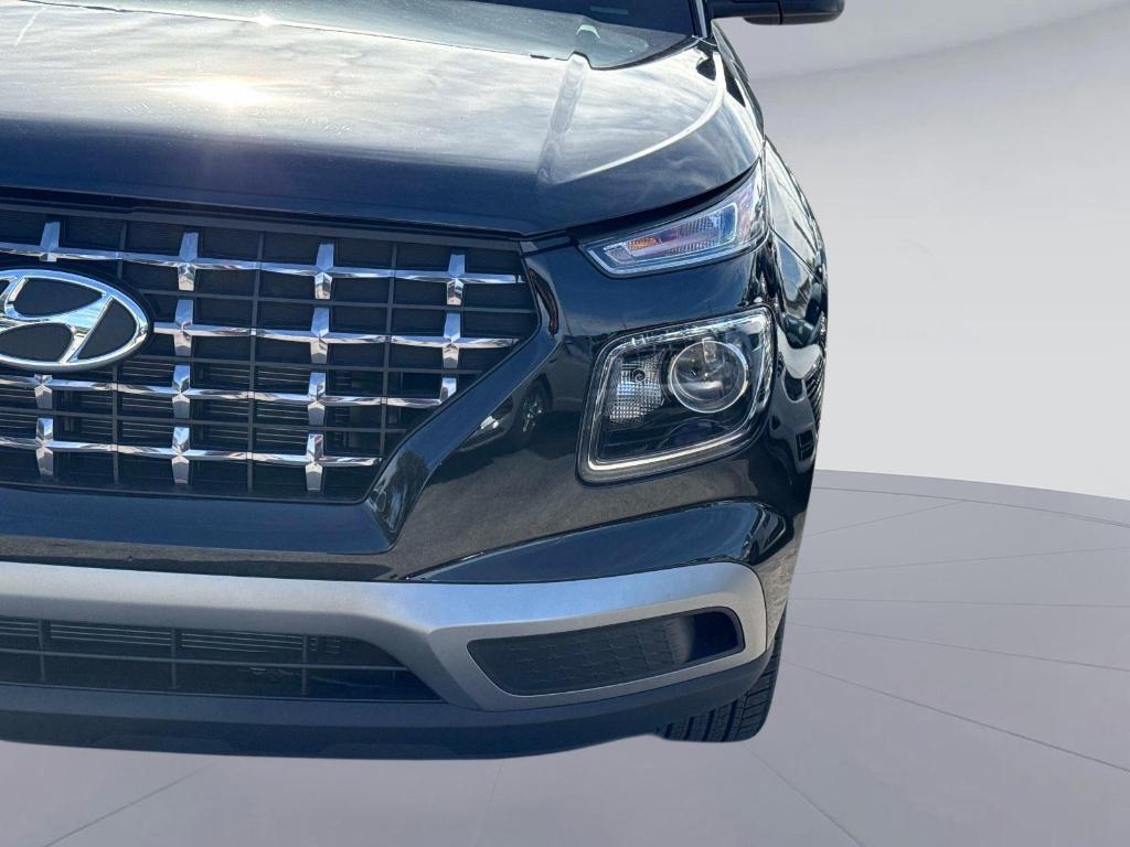 used 2025 Hyundai Venue car, priced at $20,495