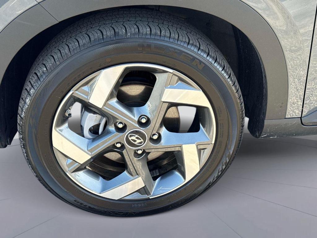 used 2025 Hyundai Venue car, priced at $20,495