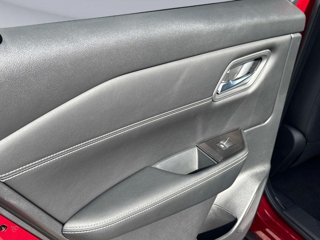 used 2025 Nissan Rogue car, priced at $28,995