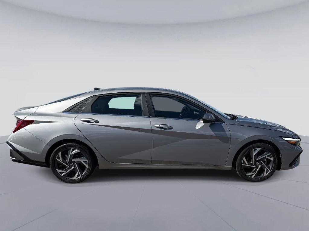 used 2025 Hyundai Elantra car, priced at $21,995