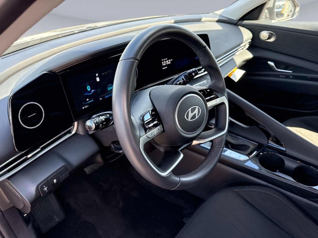 used 2025 Hyundai Elantra car, priced at $21,995