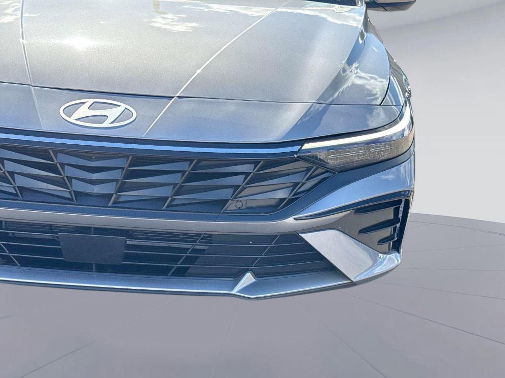 used 2025 Hyundai Elantra car, priced at $21,995