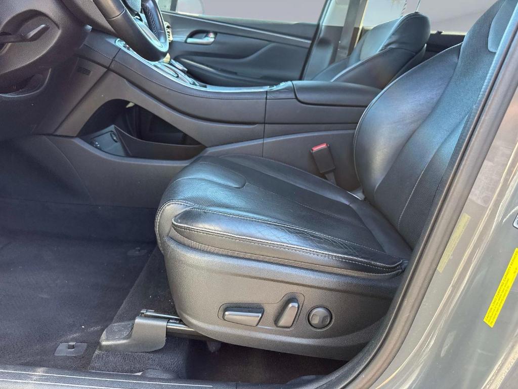 used 2022 Hyundai Santa Fe car, priced at $19,595