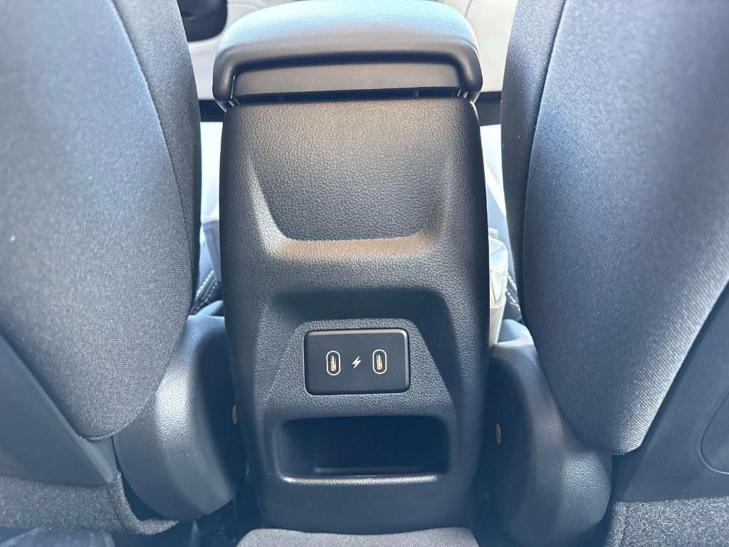 used 2025 Hyundai Venue car, priced at $19,995