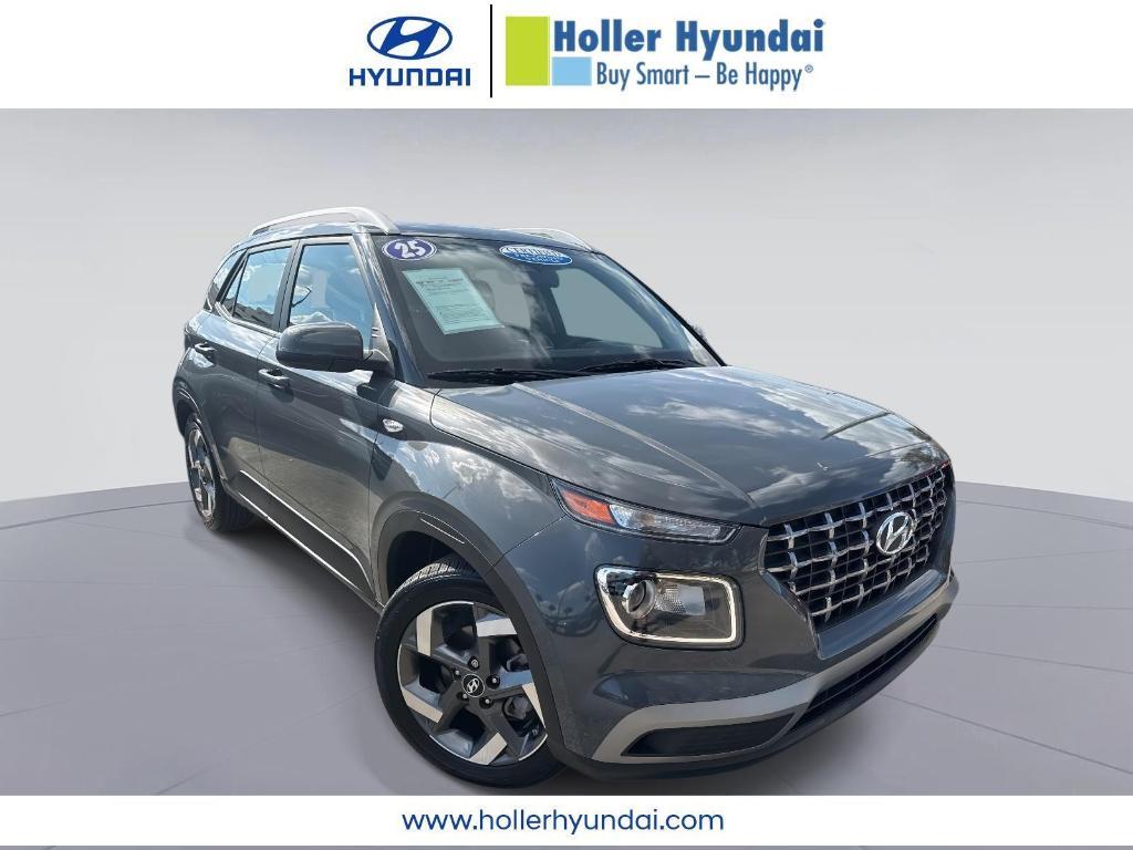 used 2025 Hyundai Venue car, priced at $19,995