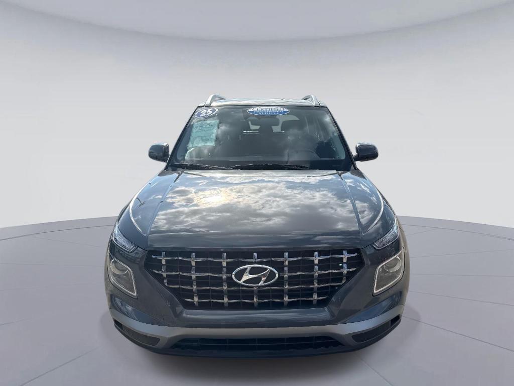 used 2025 Hyundai Venue car, priced at $19,995