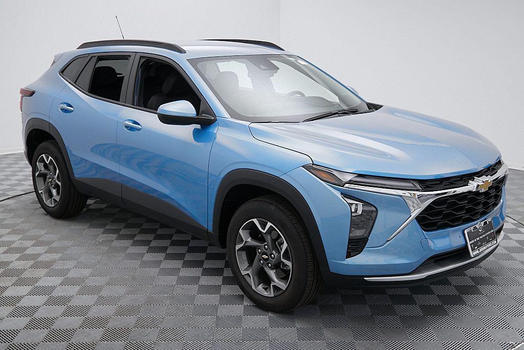 used 2025 Chevrolet Trax car, priced at $21,285