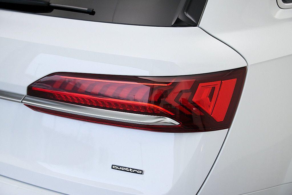 used 2024 Audi Q7 car, priced at $34,985