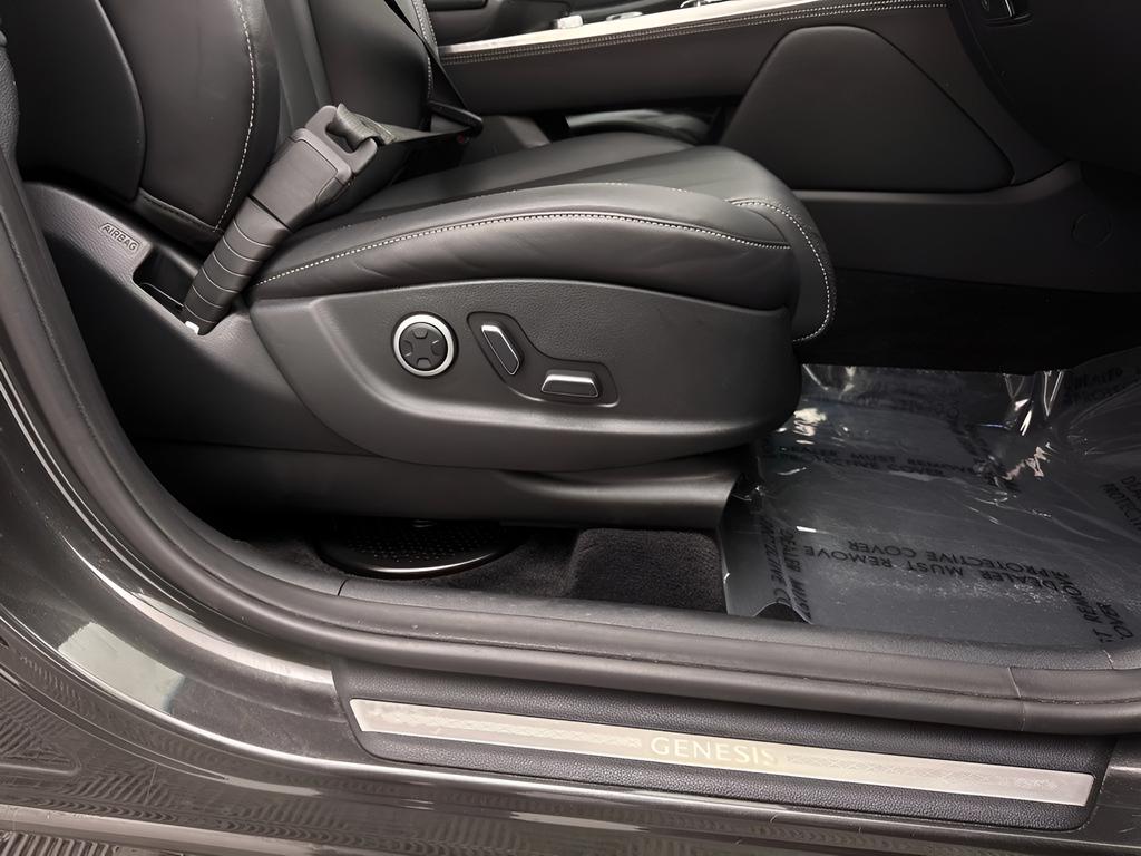 used 2024 Genesis GV80 car, priced at $35,595