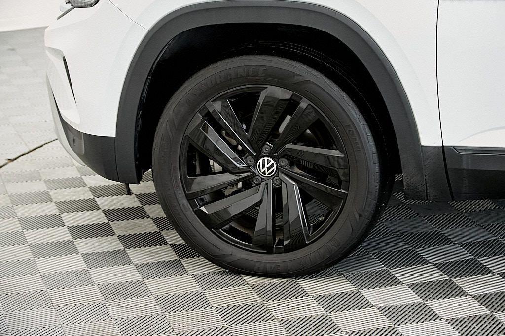 used 2021 Volkswagen Atlas Cross Sport car, priced at $21,595