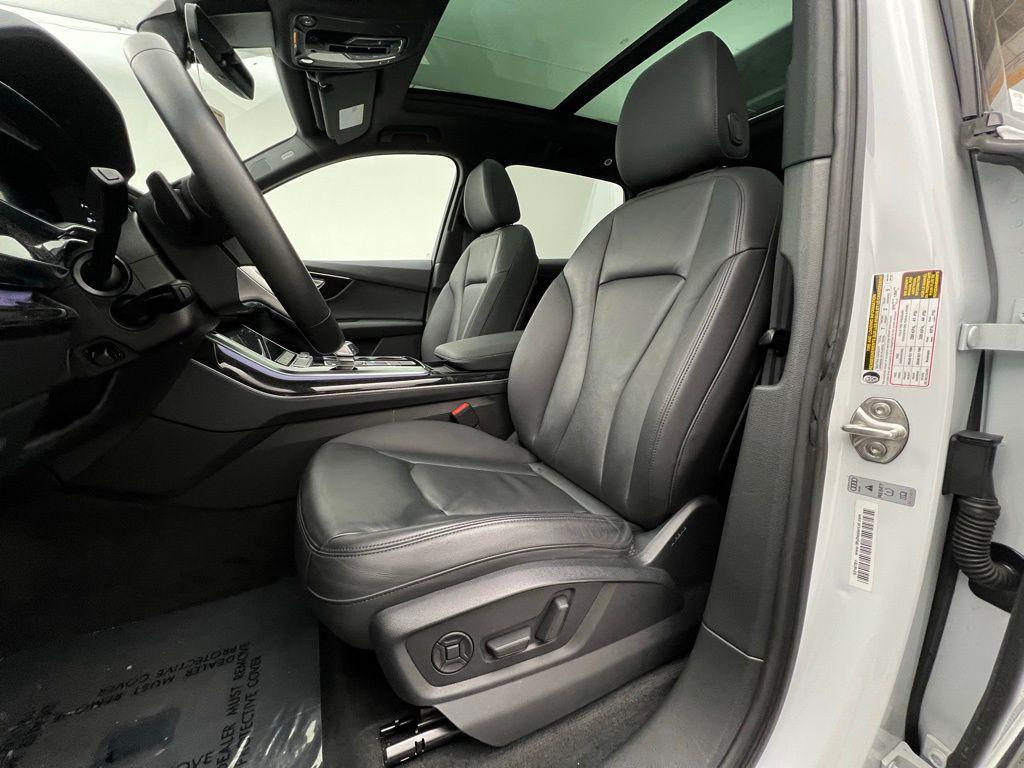 used 2022 Audi Q7 car, priced at $34,195