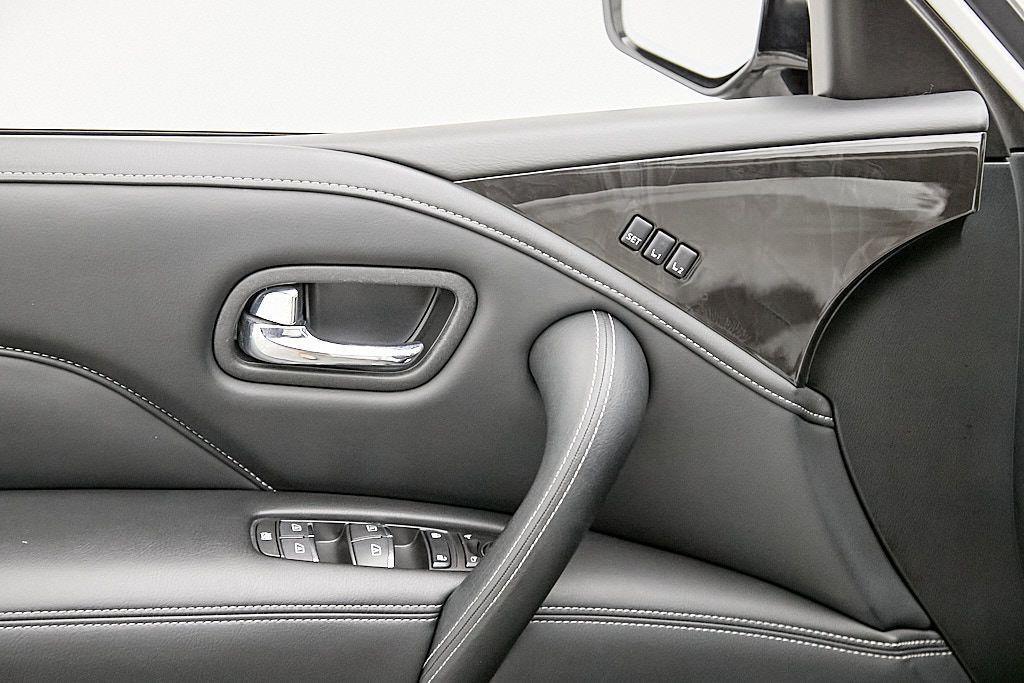 used 2024 INFINITI QX80 car, priced at $41,595