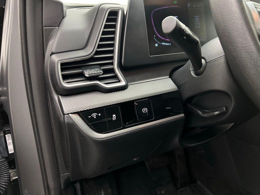 used 2024 Kia Sportage car, priced at $18,985