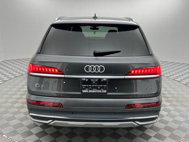 used 2024 Audi Q7 car, priced at $33,595