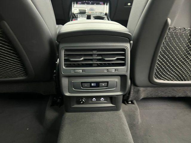 used 2024 Audi Q7 car, priced at $33,595