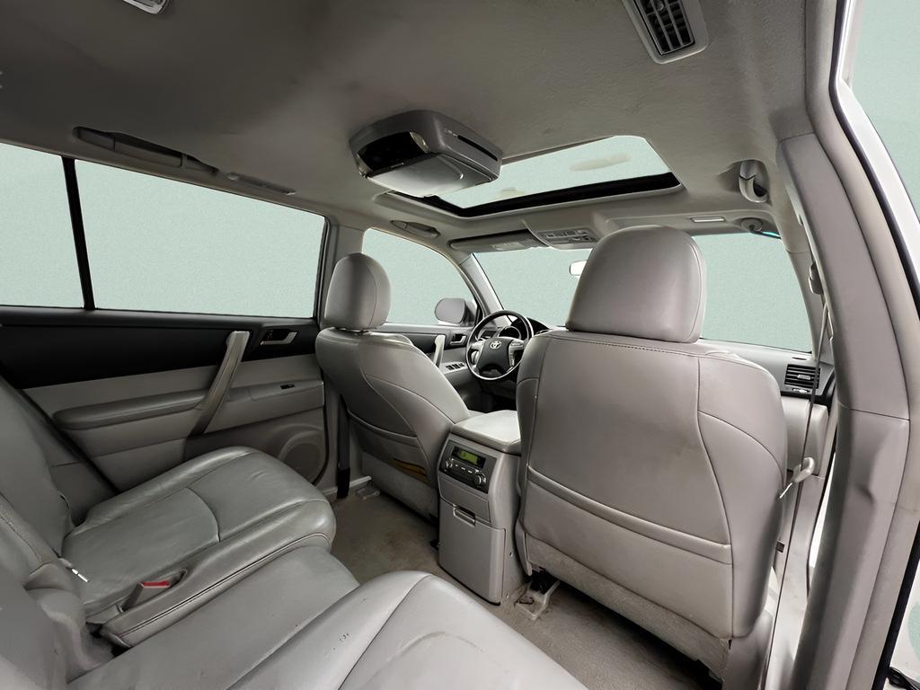 used 2010 Toyota Highlander car, priced at $9,985
