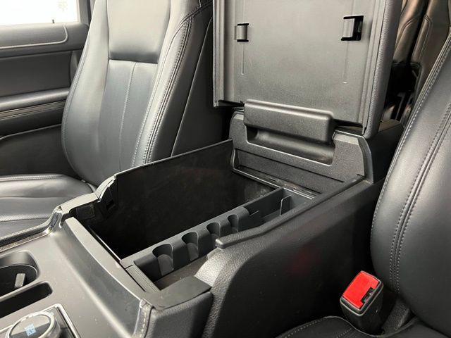 used 2023 Ford Expedition Max car