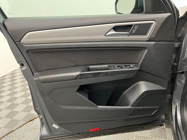 used 2018 Volkswagen Atlas car, priced at $14,285