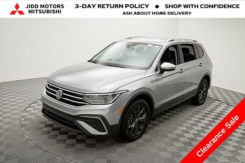 used 2024 Volkswagen Tiguan car, priced at $18,895