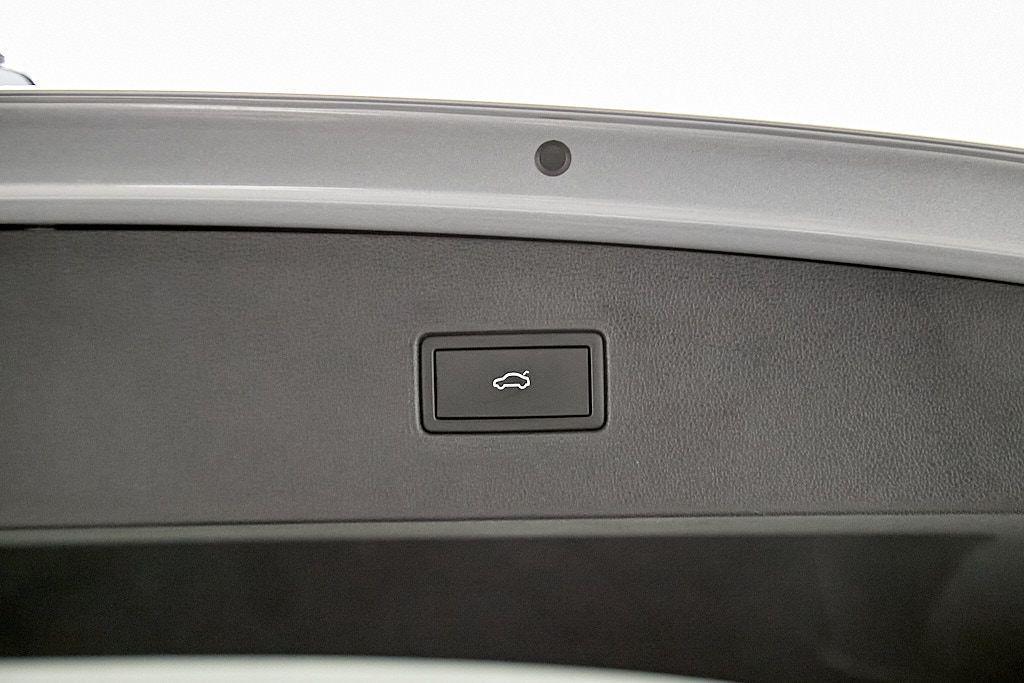 used 2024 Volkswagen Tiguan car, priced at $18,895