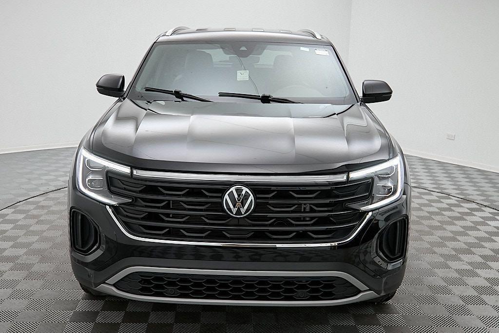 used 2025 Volkswagen Atlas Cross Sport car, priced at $30,985