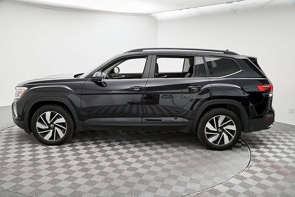 used 2024 Volkswagen Atlas car, priced at $25,895