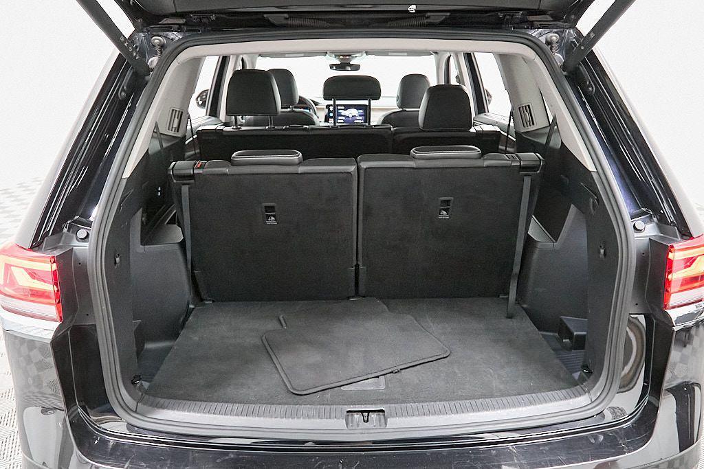 used 2024 Volkswagen Atlas car, priced at $25,895