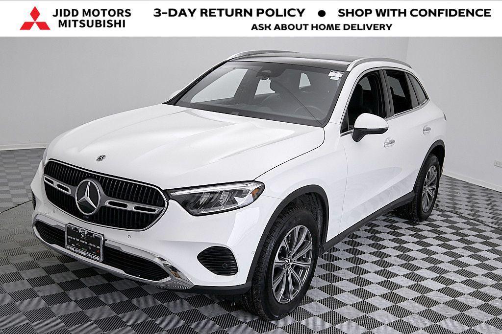 used 2024 Mercedes-Benz GLC 300 car, priced at $38,595