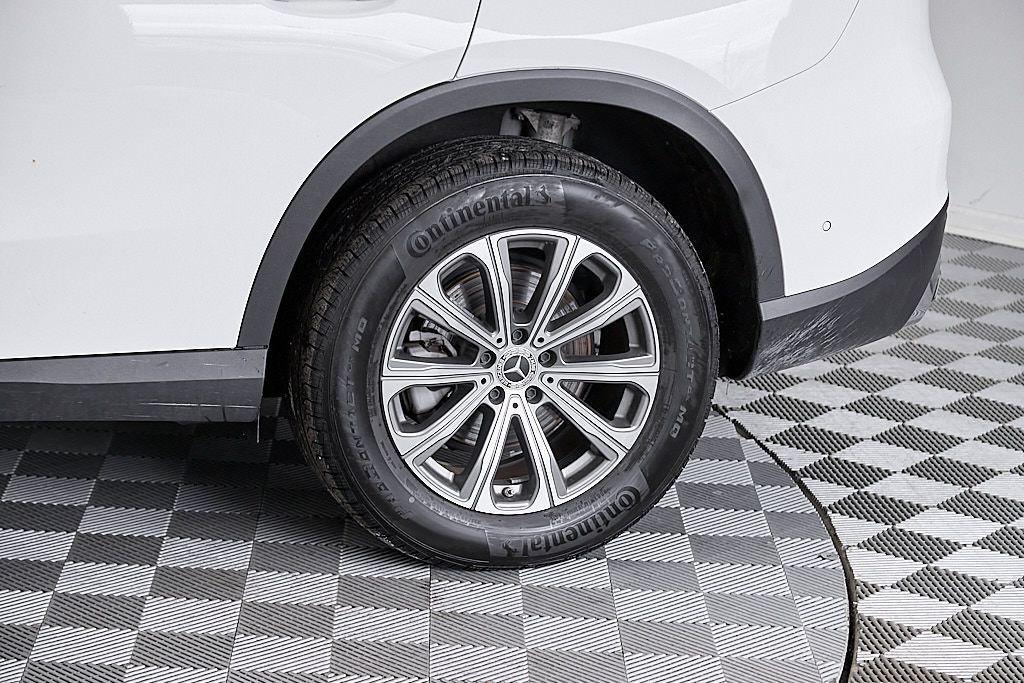 used 2024 Mercedes-Benz GLC 300 car, priced at $38,595