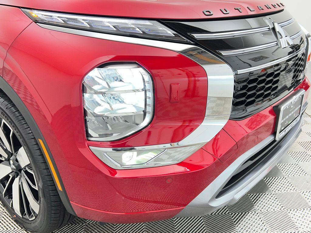 new 2026 Mitsubishi Outlander car, priced at $42,030