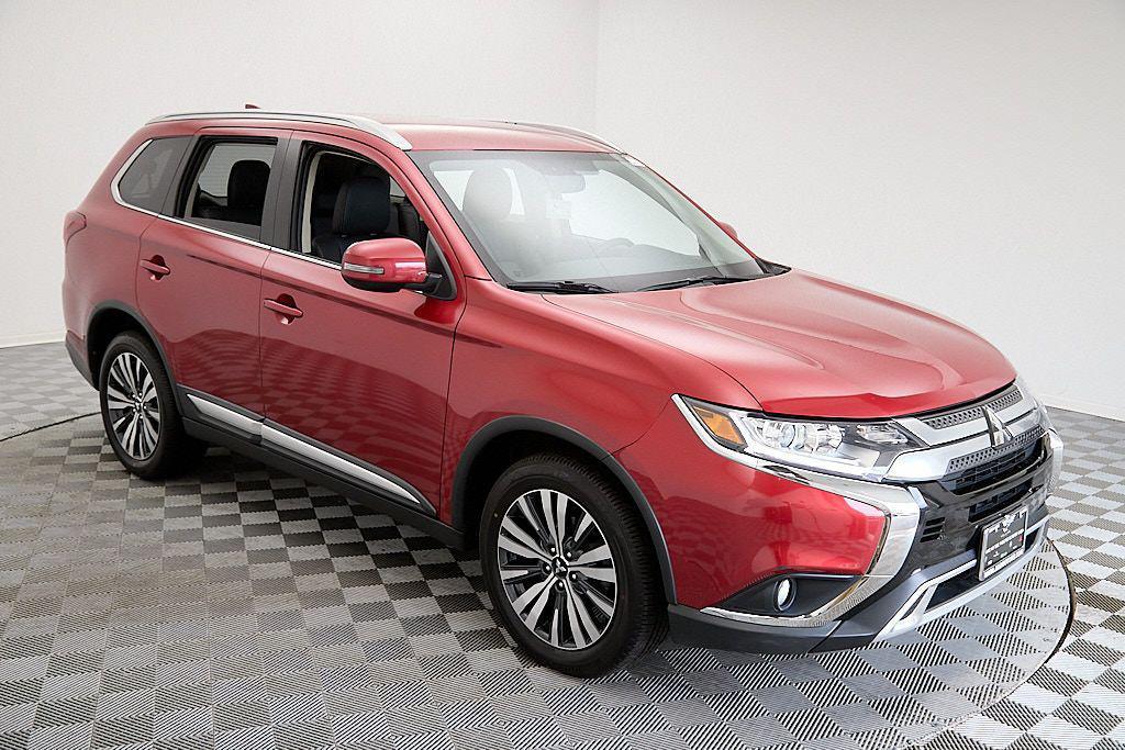 used 2019 Mitsubishi Outlander car, priced at $13,985