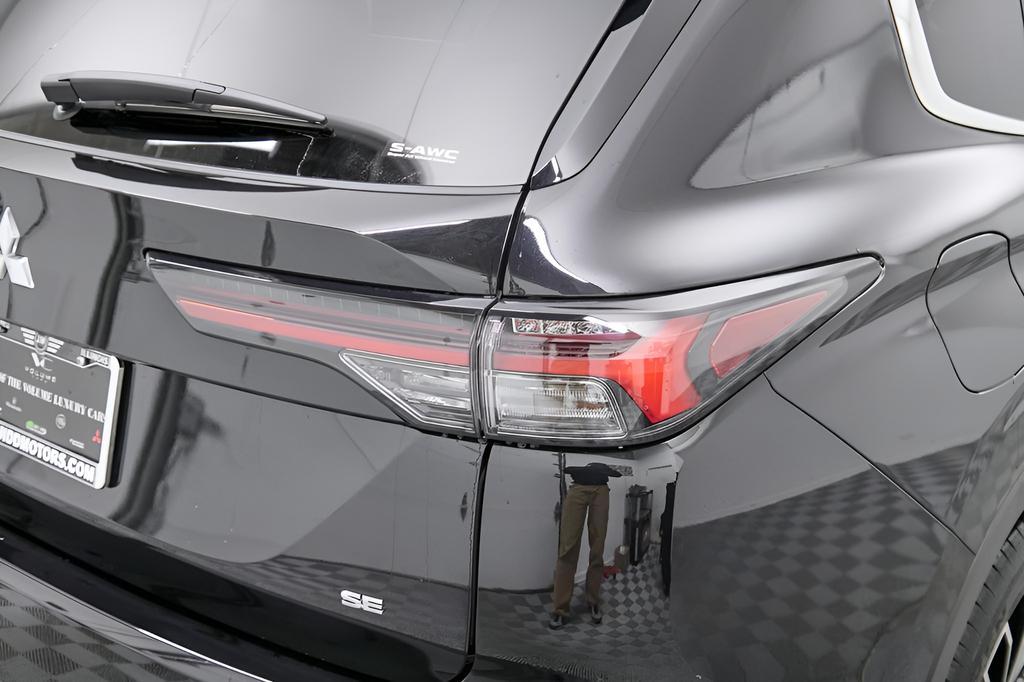 new 2026 Mitsubishi Outlander car, priced at $40,355