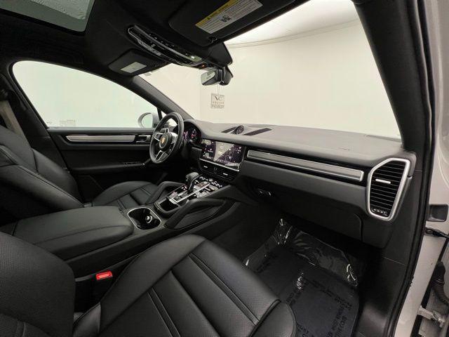 used 2022 Porsche Cayenne car, priced at $59,595