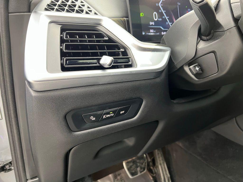 used 2025 BMW X6 car