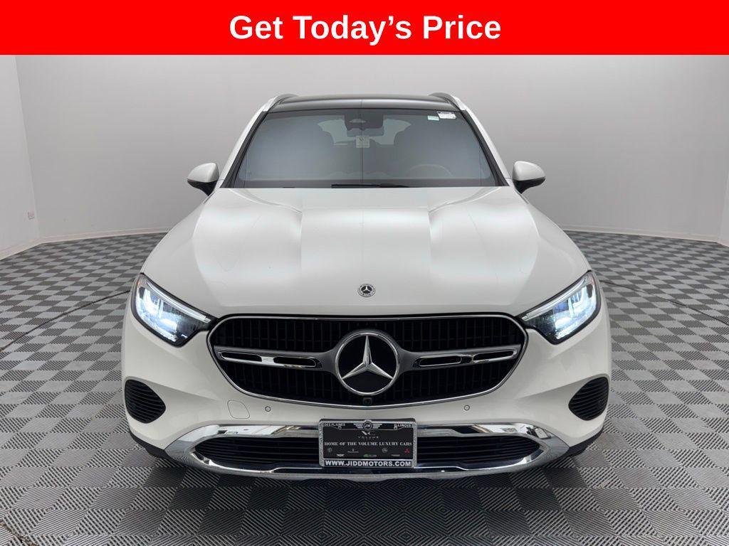 used 2024 Mercedes-Benz GLC 300 car, priced at $37,595