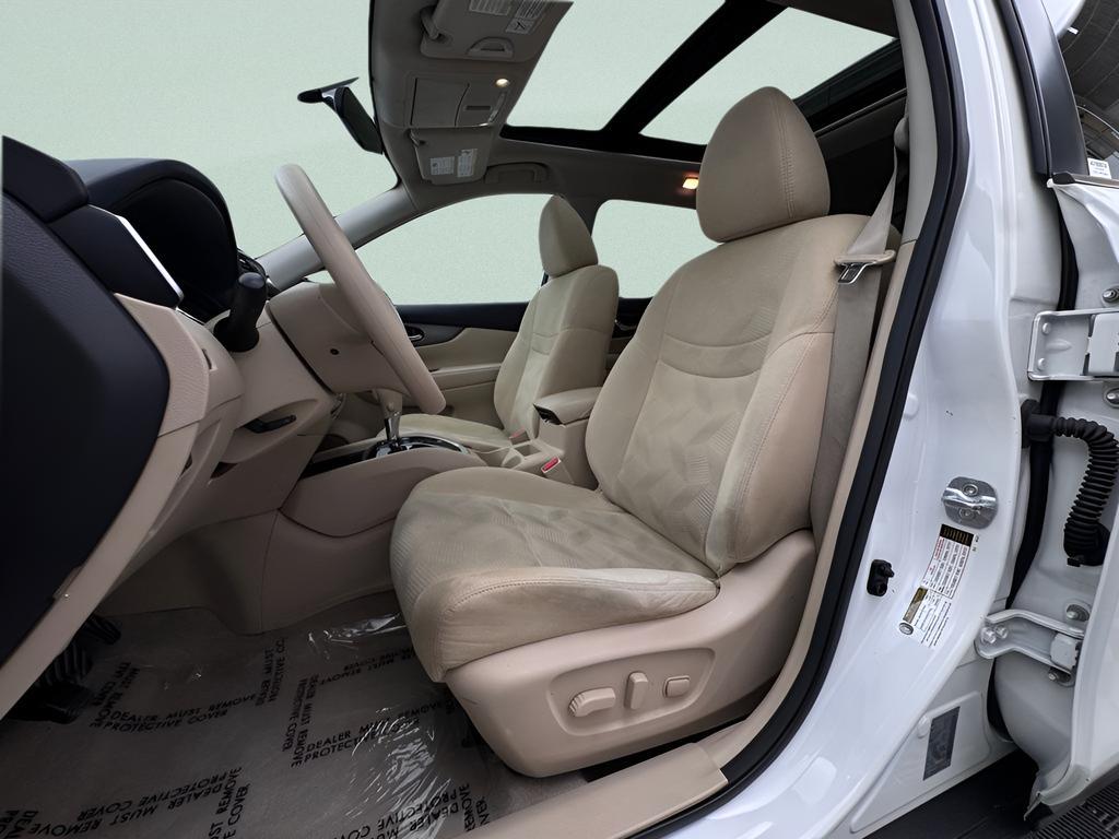 used 2015 Nissan Rogue car, priced at $10,895
