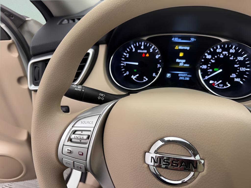 used 2015 Nissan Rogue car, priced at $10,895