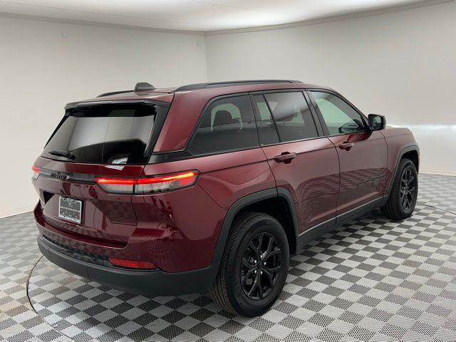 used 2024 Jeep Grand Cherokee car, priced at $26,195