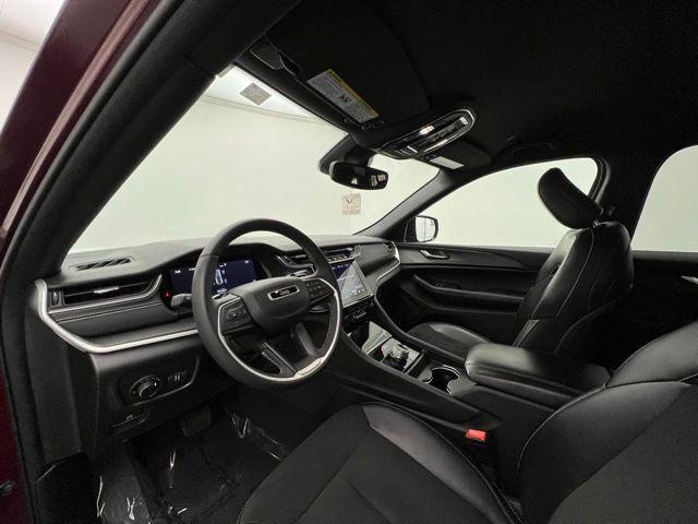 used 2024 Jeep Grand Cherokee car, priced at $26,195