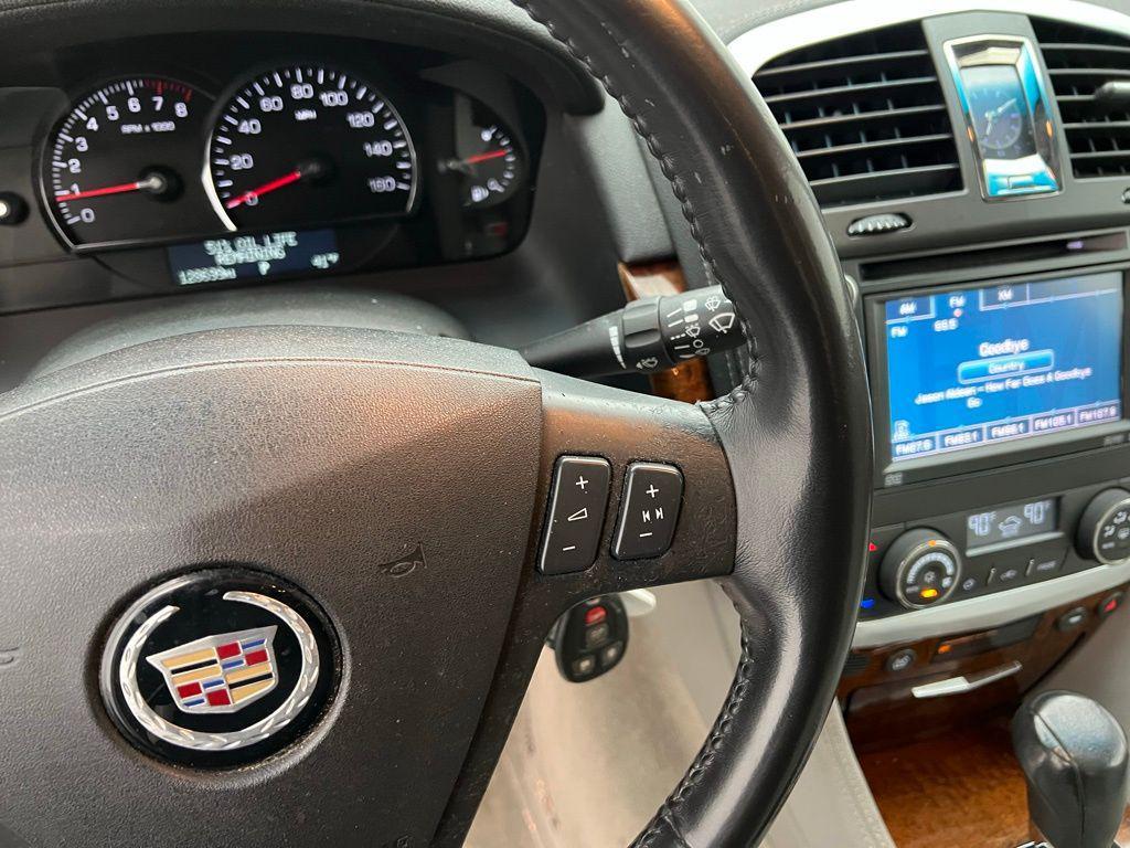 used 2007 Cadillac SRX car